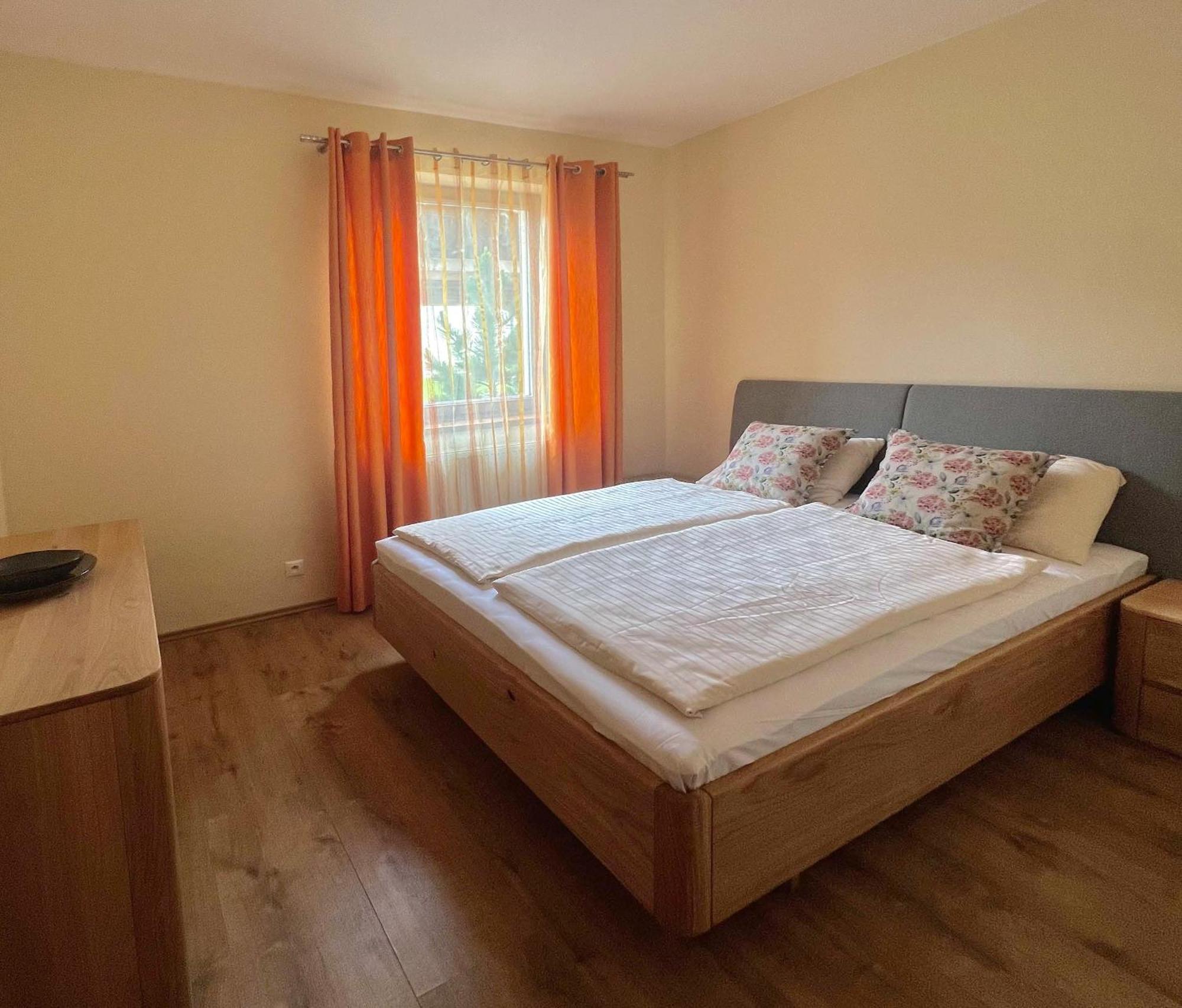 Apartments Iris Stara Lesna Luaran gambar